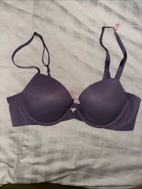 Victoria's Secret Love Cloud smooth push up Bra in Plum 36b